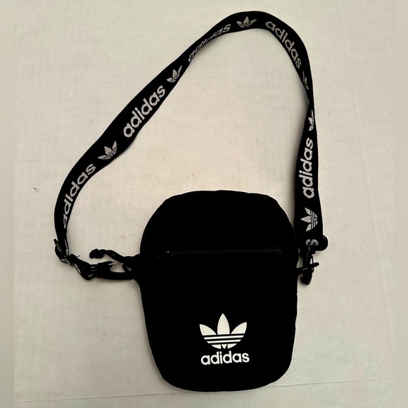 adidas Handbags - Adidas Originals Festival Crossbody Bag Black White Adjustable Strap